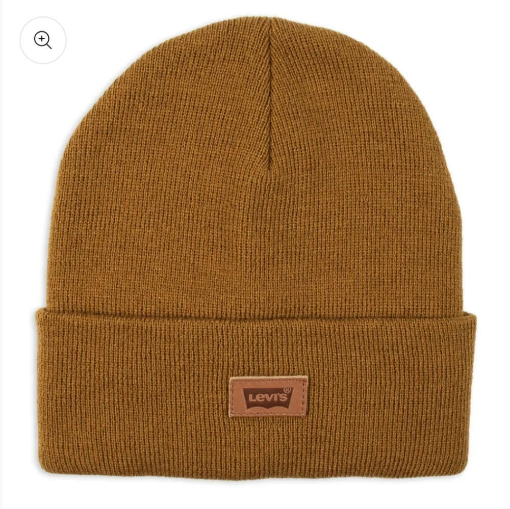 Levi's Hero Beanie Unisex Tan Ribbed Knit Leather Patch All Season